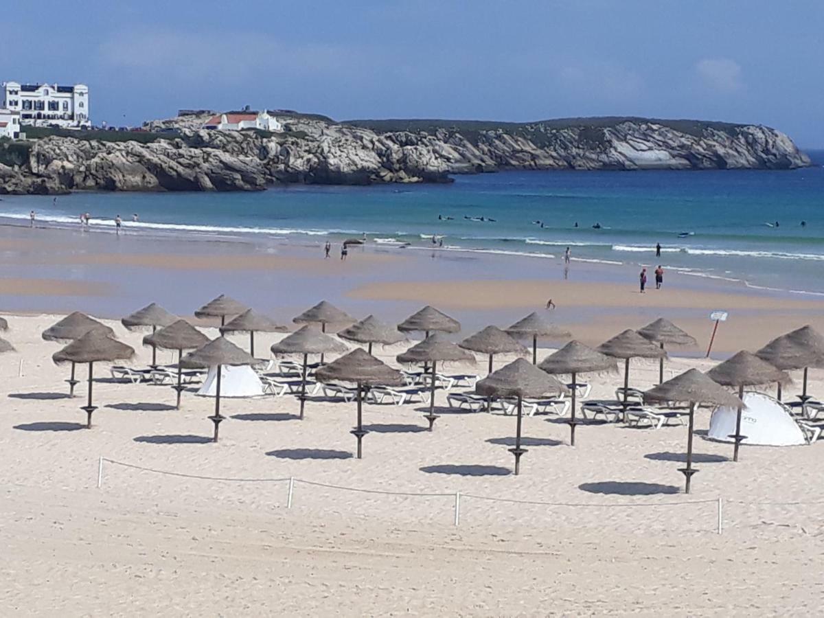Apartamento Em D'El Rey-Obidos Beach & Surf Amoreira  エクステリア 写真
