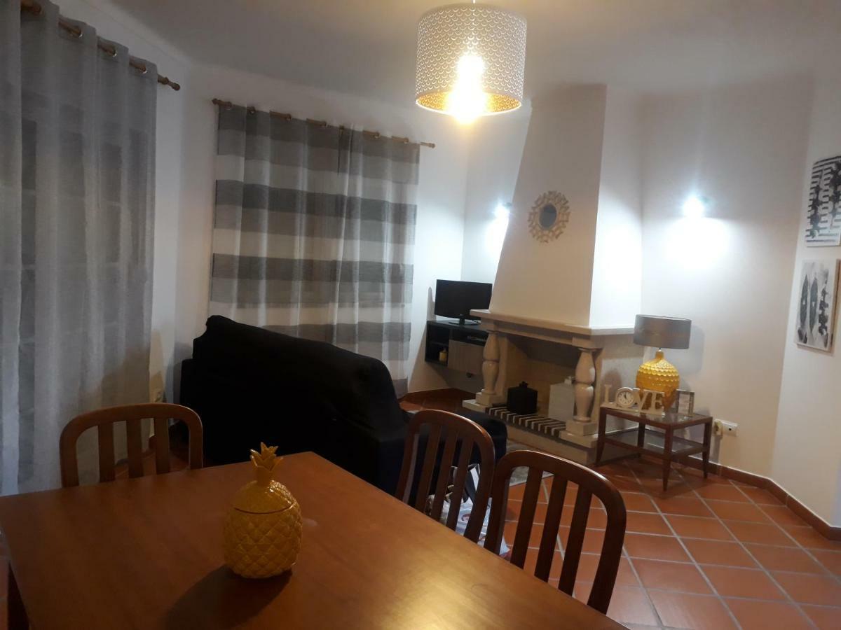 Apartamento Em D'El Rey-Obidos Beach & Surf Amoreira  エクステリア 写真