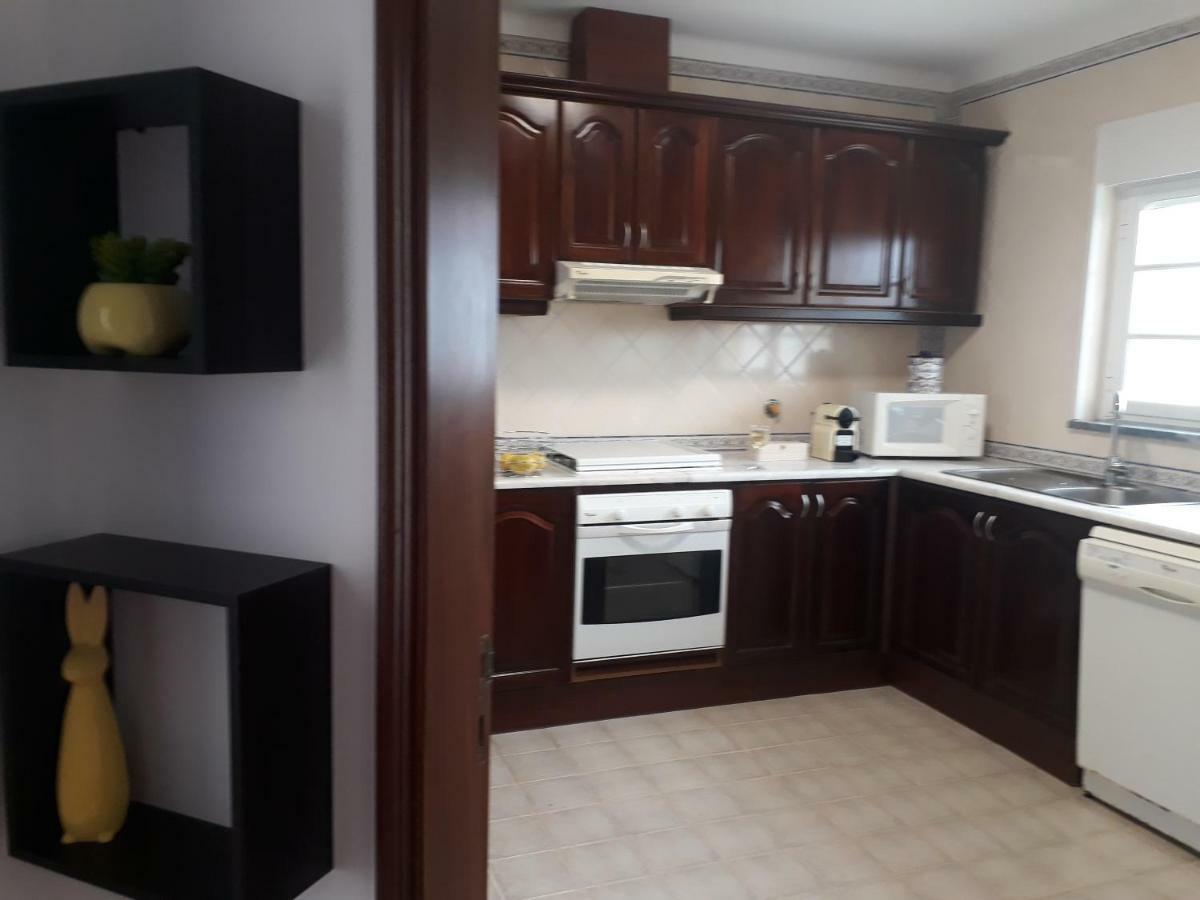 Apartamento Em D'El Rey-Obidos Beach & Surf Amoreira  エクステリア 写真