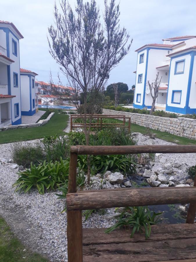 Apartamento Em D'El Rey-Obidos Beach & Surf Amoreira  エクステリア 写真